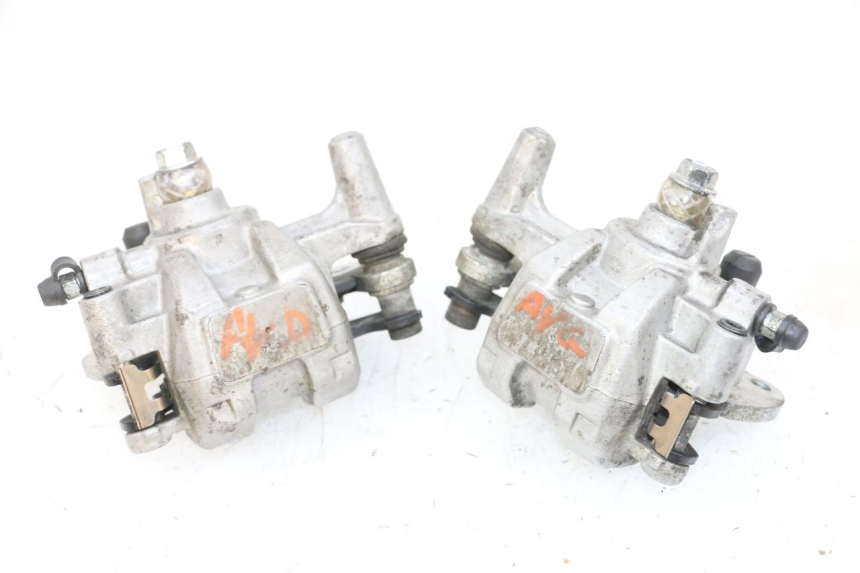 photo de PINZA FRENO ANTERIORE  YAMAHA YFM R RAPTOR 250 (2008 - 2014) - Stato della superficie e materiale