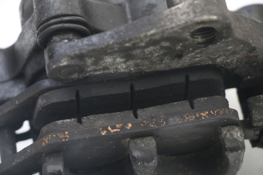 photo de PINZA FRENO ANTERIORE  YAMAHA YP X-MAX XMAX 400 (2014 - 2017) - Dettagli dei punti di fissaggio