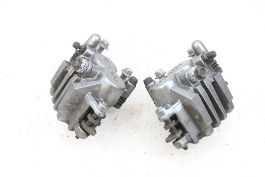 photo de PINZA FRENO ANTERIORE  KAWASAKI ZR 7 750 (1999 - 2004) - Dettagli dei punti di fissaggio