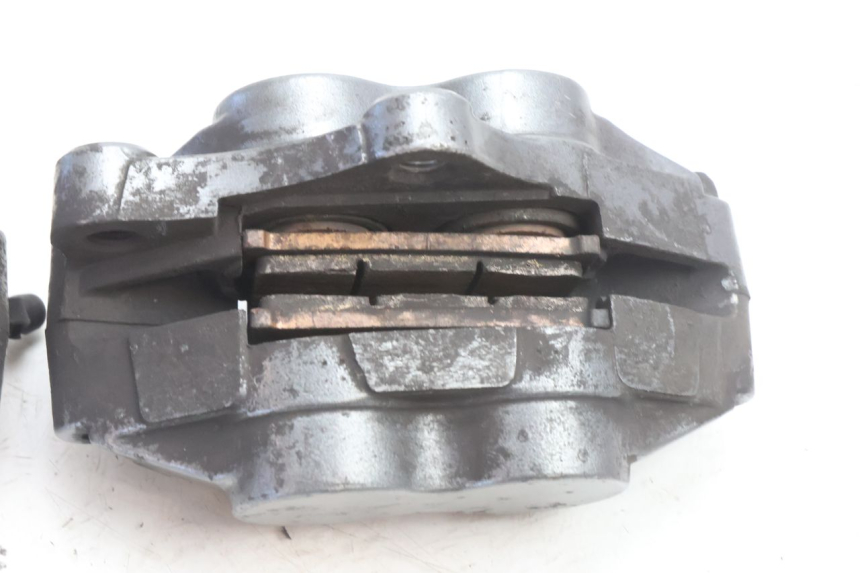 photo de PINZA FRENO ANTERIORE  KAWASAKI ZZR 600 (1995 - 2004) - Stato della superficie e materiale