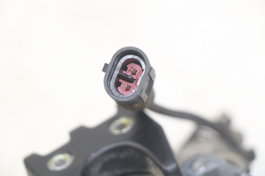 photo de PINZA FRENO ROLL LOCK PIAGGIO MP3 RL 250 (2006 - 2010) - Zoom sullo stato d'uso