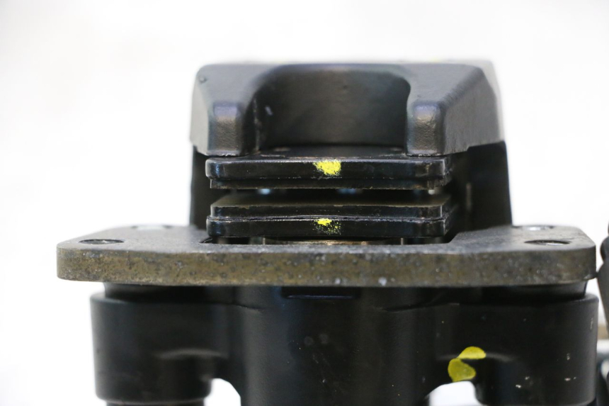 photo de PINZA FRENO ROLL LOCK PIAGGIO MP3 500 (2011 - 2015) - Stato della superficie e materiale