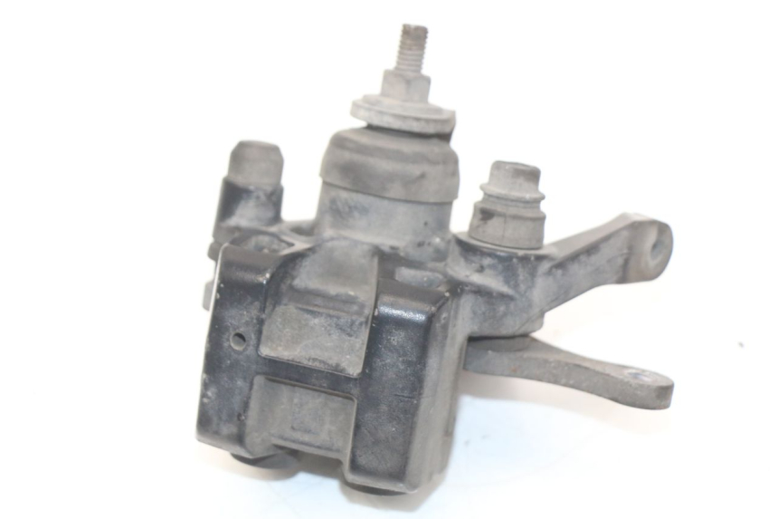 photo de PARKING DELLA PINZA HONDA INTEGRA NC D 750 (2016 - 2018) - Primo piano tecnico