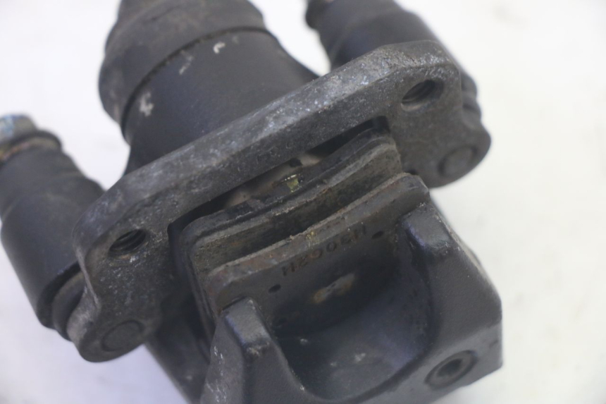 photo de PARCHEGGIO PINZA FRENO PIAGGIO MP3 HPE 350 (2018 - 2020) - Dettagli dei punti di fissaggio