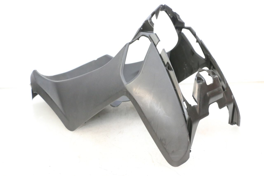 photo de FACCIATA ANTERIORE KYMCO AGILITY CITY 4T 50 (2008 - 2016) - Focus sulla struttura