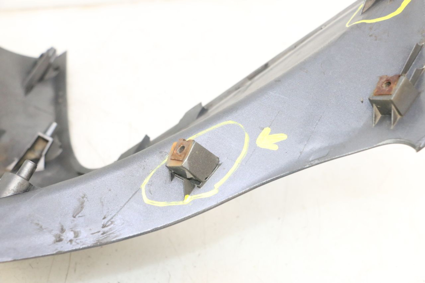 photo de FACCIATA ANTERIORE SUZUKI BURGMAN 125 (2007 - 2014) - Primo piano ad alta risoluzione