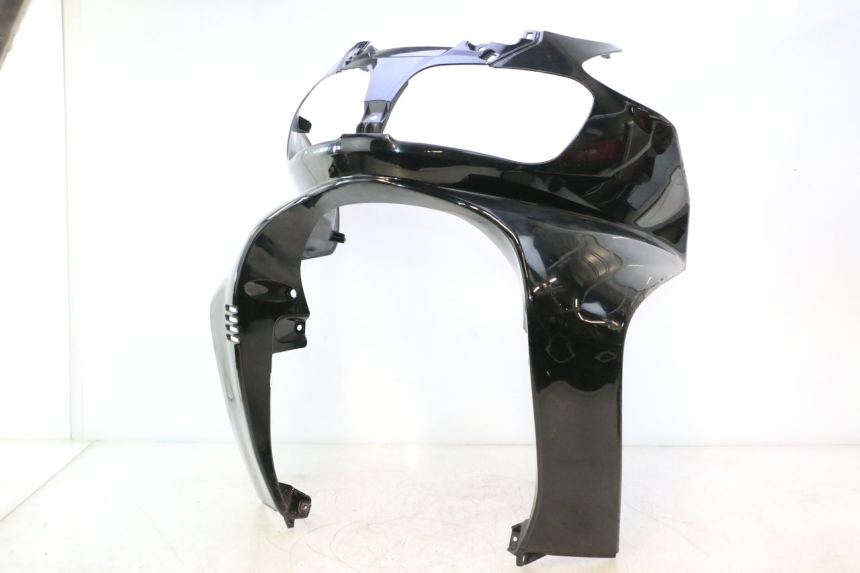 photo de SCUDO CARENA ANTERIORE SUZUKI BURGMAN EXECUTIVE ABS 650 (2006 - 2012) - Zoom sui componenti