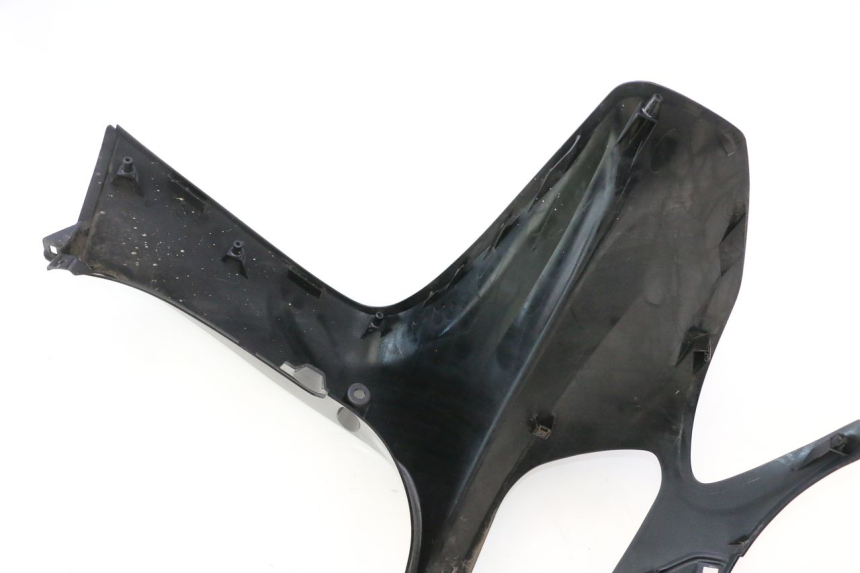 photo de SCUDO CARENA ANTERIORE SUZUKI BURGMAN EXECUTIVE ABS 650 (2006 - 2012) - Vista d'insieme del prodotto