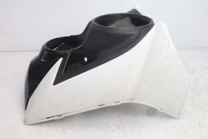 photo de SCUDO CARENA ANTERIORE YAMAHA BW'S BWS 125 (2010 - 2013) - Primo piano tecnico
