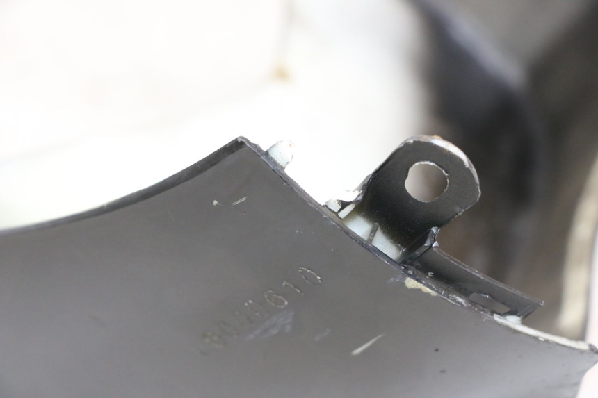 photo de SCUDO CARENA ANTERIORE LONGJIA DIGITA 4T 50 (2019 - 2022) - Zoom sullo stato d'uso