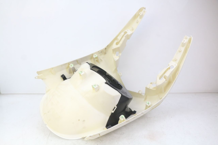 photo de FACCIATA ANTERIORE PEUGEOT E-VIVACITY 1 (2012 - 2018) - Caratteristiche distintive