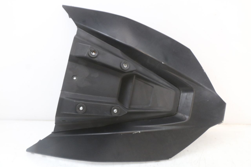 photo de SCUDO CARENA ANTERIORE LONGJIA EASY MAX 125 (2020 - 2024) - Zoom sullo stato d'uso