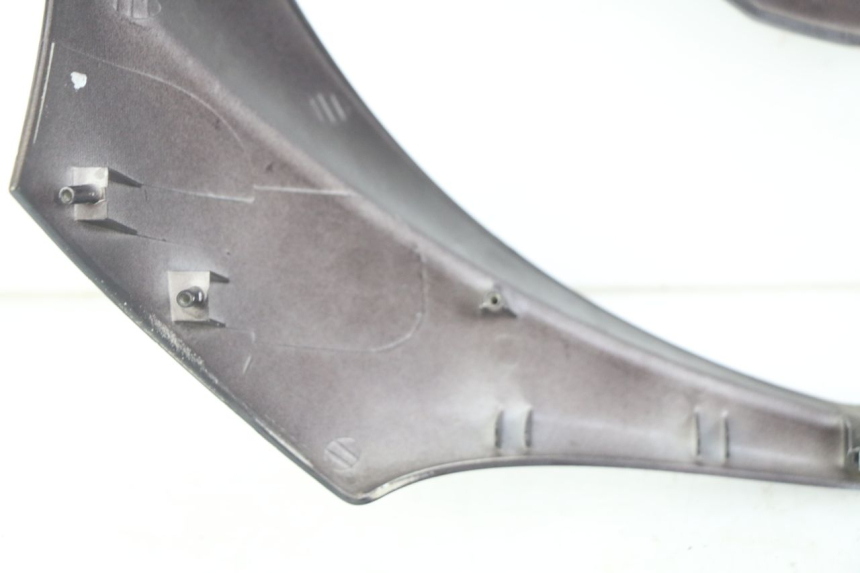 photo de SCUDO CARENA ANTERIORE PEUGEOT ELYSTAR 50 (2002 - 2014) - Zoom sullo stato d'uso