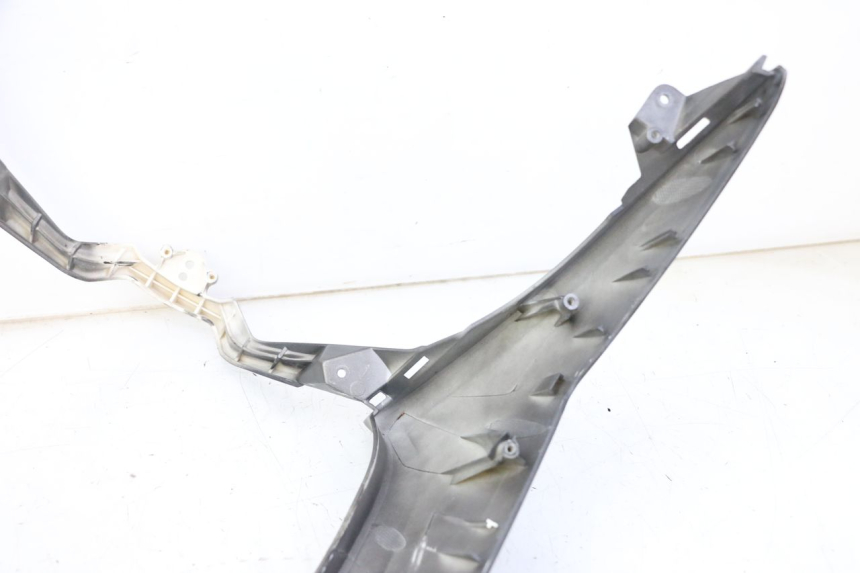 photo de SCUDO CARENA ANTERIORE JM MOTORS EVOLIS 4T 50 (2018 - 2022) - Ispezione visiva dettagliata