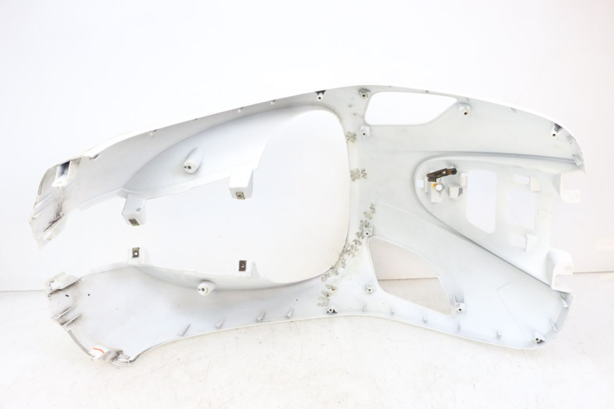 photo de FACCIATA ANTERIORE SYM FIDDLE 3 III 50 (2014 - 2020) - Stato della superficie e materiale