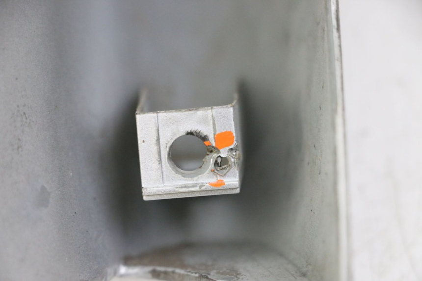 photo de SCUDO CARENA ANTERIORE GILERA STALKER 50 (1997 - 2005) - Primo piano tecnico