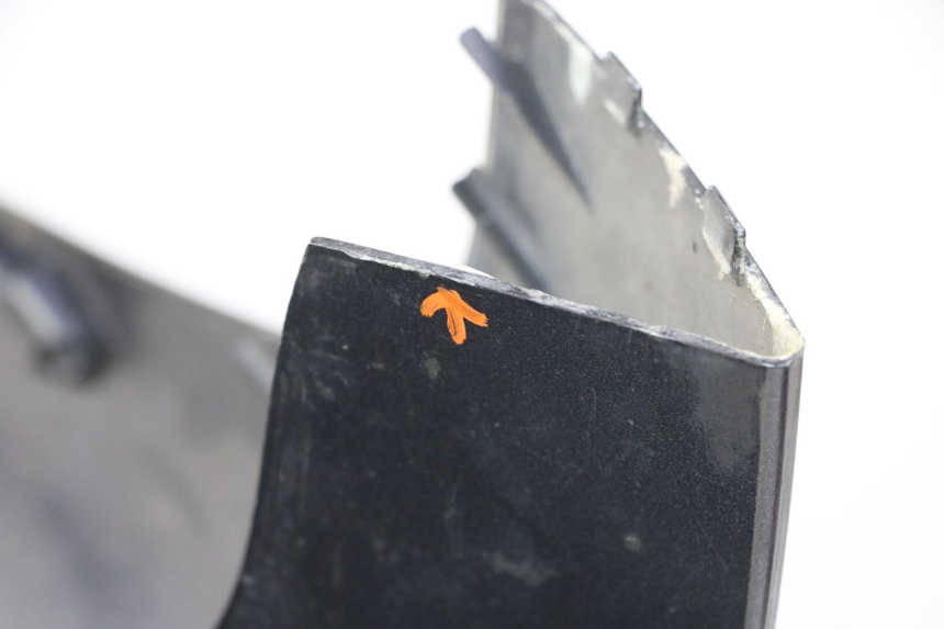 photo de SCUDO CARENA ANTERIORE KYMCO GRAND DINK 125 (2008 - 2014) - Dettaglio del componente