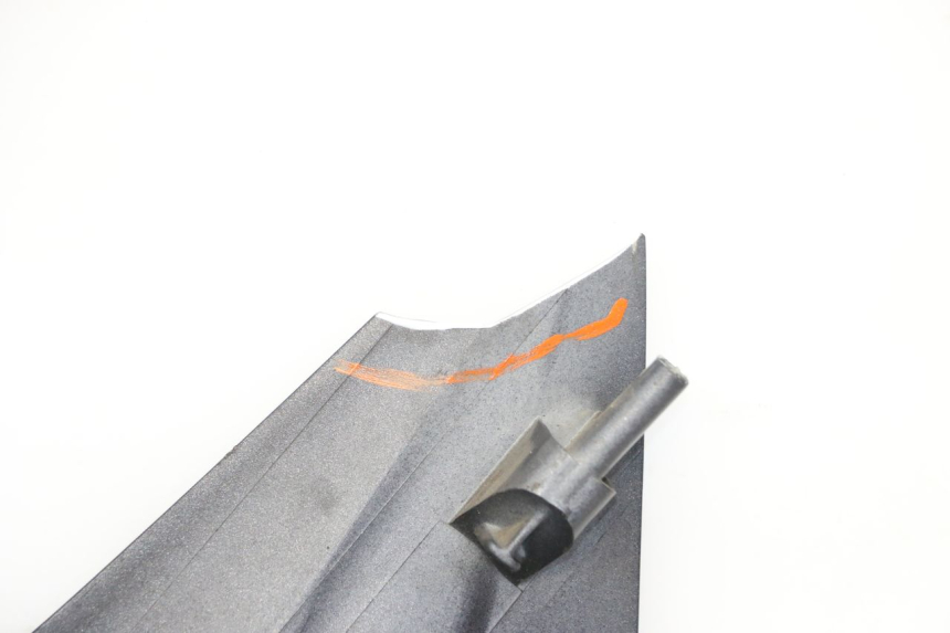 photo de SCUDO CARENA ANTERIORE KYMCO GRAND DINK 125 (2008 - 2014) - Zoom sui componenti