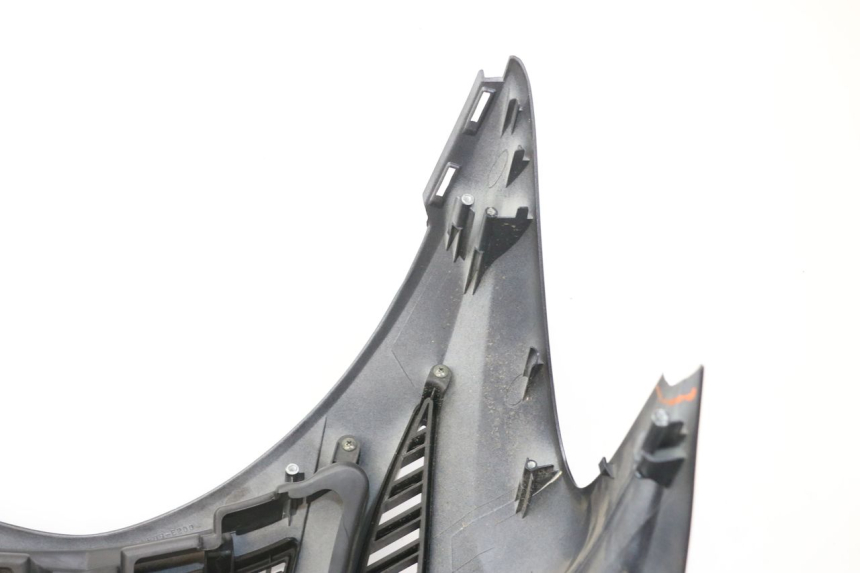 photo de SCUDO CARENA ANTERIORE KYMCO GRAND DINK 125 (2008 - 2014) - Angolazione alternativa