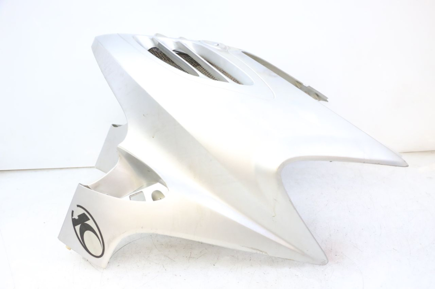 photo de SCUDO CARENA ANTERIORE KYMCO GRAND DINK 125 (2002 - 2007) - Focus sulla struttura