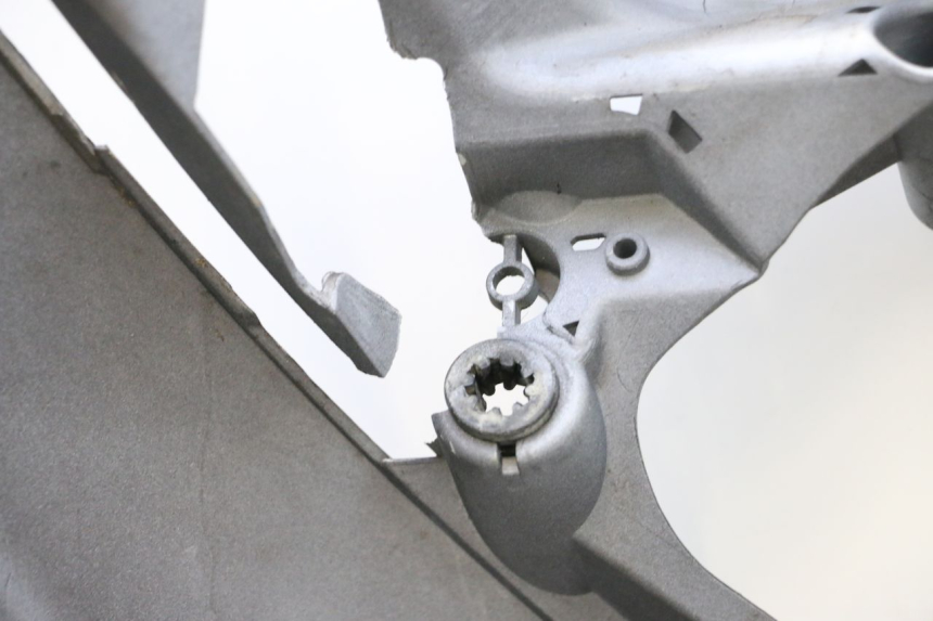 photo de SCUDO CARENA ANTERIORE SYM GTS EVO 125 (2009 - 2013) - Altra vista dell'articolo