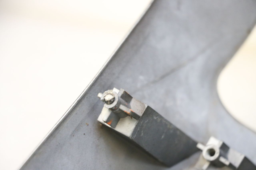 photo de SCUDO CARENA ANTERIORE SYM GTS EVO 125 (2009 - 2013) - Ispezione visiva dettagliata