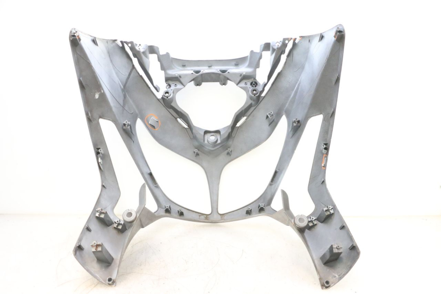 photo de SCUDO CARENA ANTERIORE SYM GTS EVO 125 (2009 - 2013) - Stato della superficie e materiale