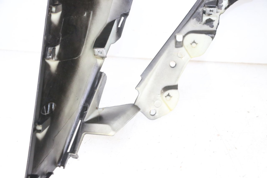 photo de SCUDO CARENA ANTERIORE JM MOTORS GTS 125 (2015 - 2019) - Altra angolazione