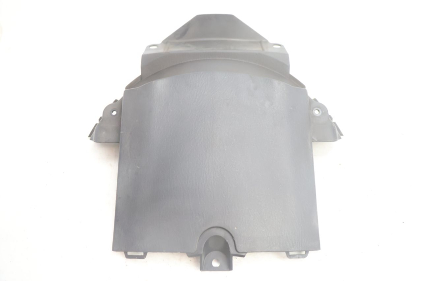 photo de CARENA ANTERIORE INFERIORE SUZUKI BURGMAN EXECUTIVE ABS 650 (2006 - 2012) - Dettaglio del componente