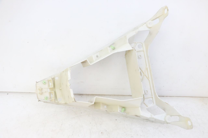 photo de PARAURTI ANTERIORE INFERIORE PEUGEOT CITYSTAR 50 (2013 - 2017) - Vista d'insieme del prodotto