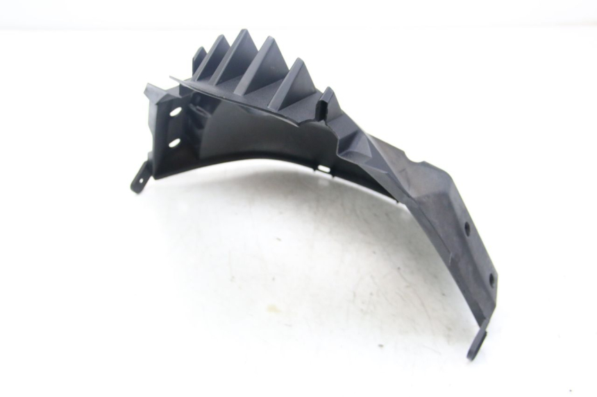 photo de PARAURTI ANTERIORE INFERIORE KYMCO DINK STREET 125 (2009 - 2014) - Stato della superficie e materiale