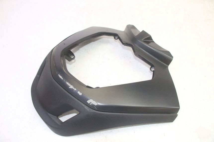 photo de CARENA ANTERIORE INFERIORE PIAGGIO MP3 HPE 350 (2018 - 2020) - Primo piano tecnico