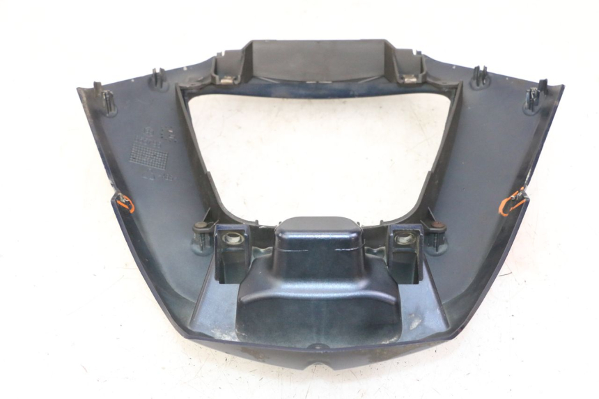 photo de CARENA ANTERIORE INFERIORE PIAGGIO MP3 LT 300 (2010 - 2016) - Zoom sui componenti