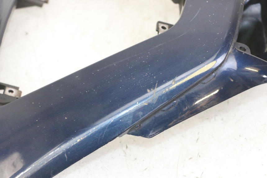 photo de CARENA ANTERIORE INFERIORE PIAGGIO MP3 LT 300 (2010 - 2016) - Altra angolazione