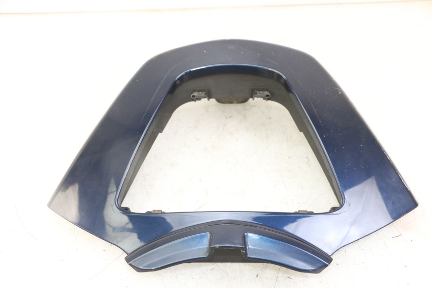 photo de CARENA ANTERIORE INFERIORE PIAGGIO MP3 LT 300 (2010 - 2016) - Primo piano tecnico