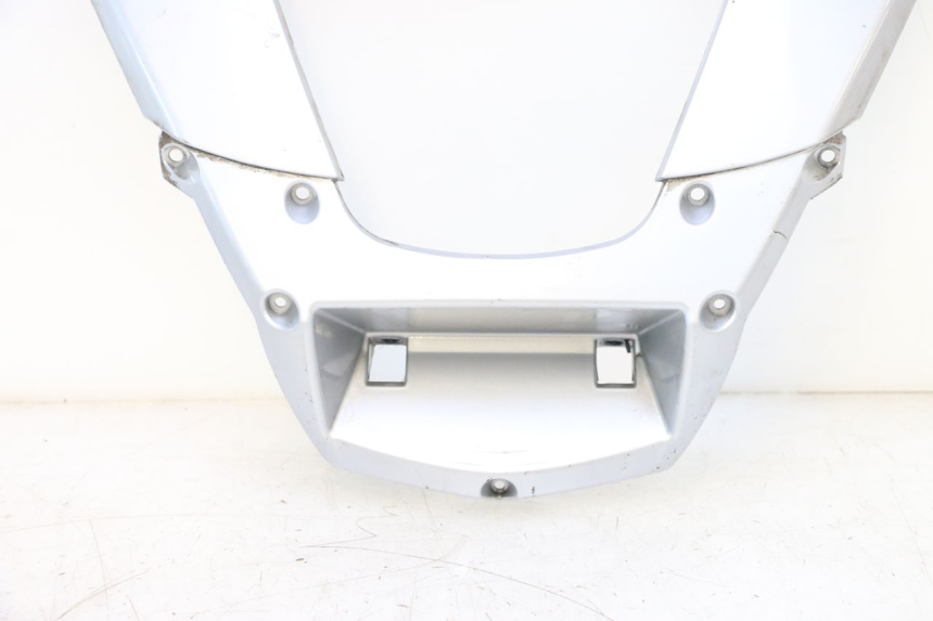 photo de CARENA ANTERIORE INFERIORE PIAGGIO MP3 125 (2006 - 2014) - Zoom sullo stato d'uso