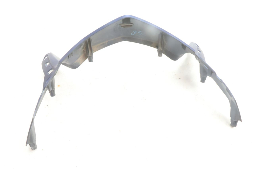 photo de CARENA ANTERIORE INFERIORE YAMAHA N-MAX NMAX 125 (2021 - 2024) - Primo piano tecnico