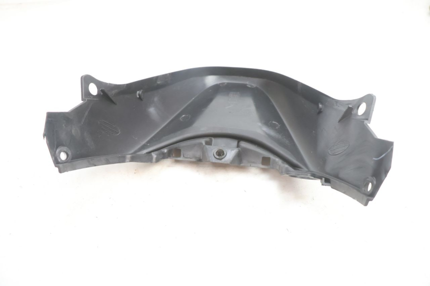 photo de PARAURTI ANTERIORE INFERIORE PEUGEOT TREKKER 50 (1995 - 2004) - Dettagli dei punti di fissaggio