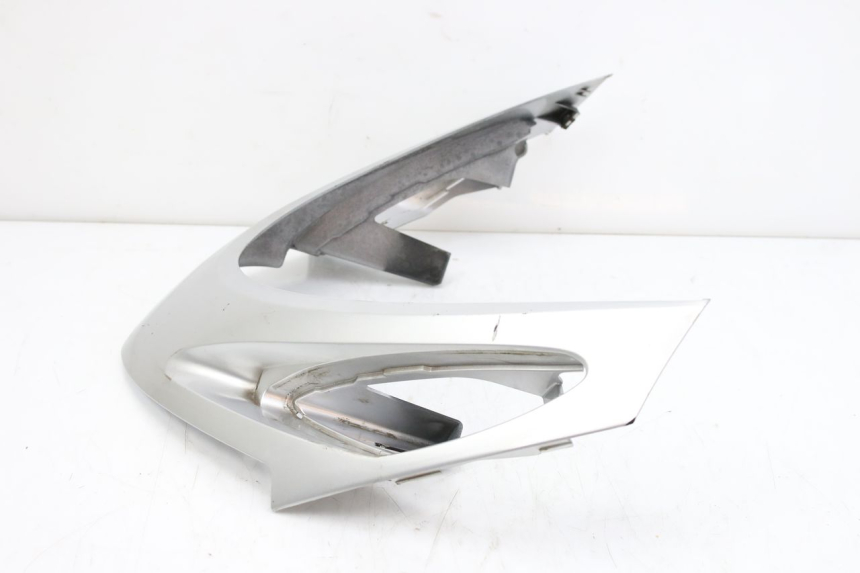 photo de PARAURTI ANTERIORE INFERIORE SUZUKI UH BURGMAN 125 (2002 - 2006) - Dettaglio del componente