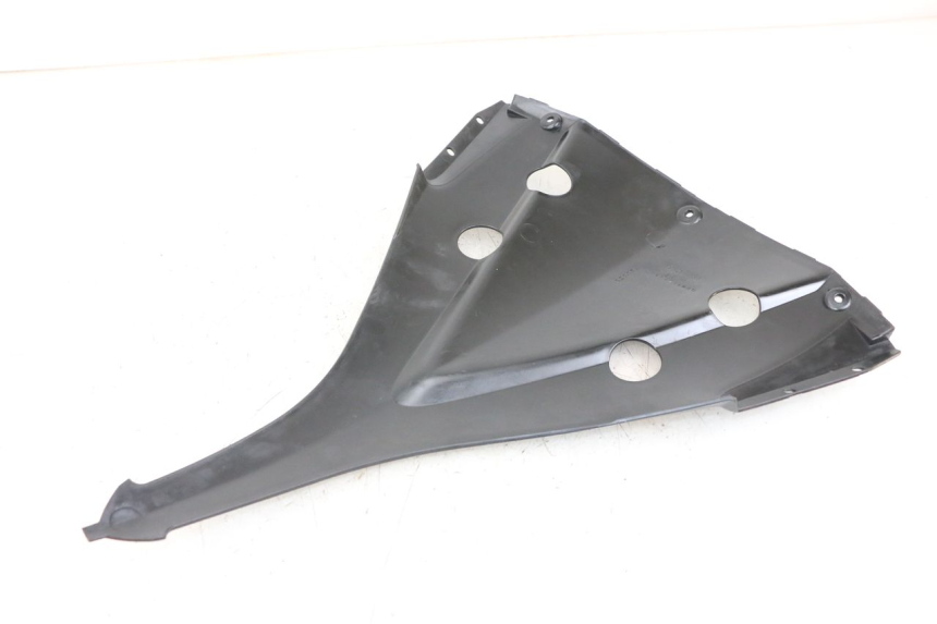 photo de FACCIATA ANTERIORE INTERNA QUADRO 3D S 350 (2013 - 2018) - Zoom sullo stato d'uso