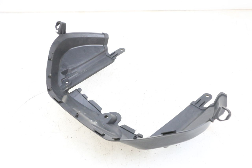 photo de CARENA ANTERIORE INTERNA SUZUKI BURGMAN EXECUTIVE ABS 650 (2006 - 2012) - Zoom sullo stato d'uso