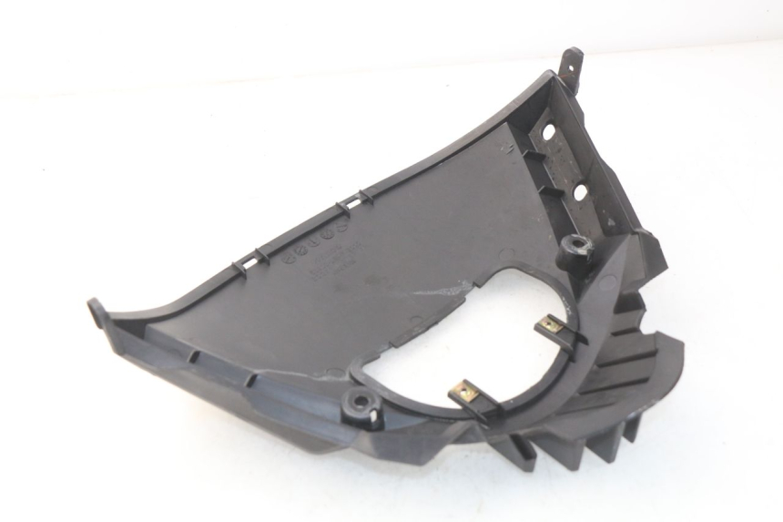 photo de FACCIATA ANTERIORE INTERNA KYMCO DINK STREET 125 (2009 - 2014) - Zoom sullo stato d'uso