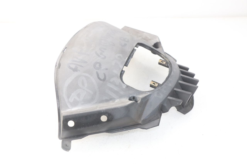 photo de FACCIATA ANTERIORE INTERNA KYMCO DINK STREET 125 (2009 - 2014) - Primo piano tecnico