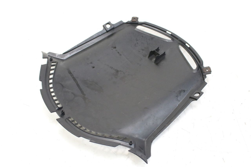 photo de FACCIATA ANTERIORE INTERNA HONDA FES S-WING SWING ABS 125 (2007 - 2015) - Primo piano tecnico
