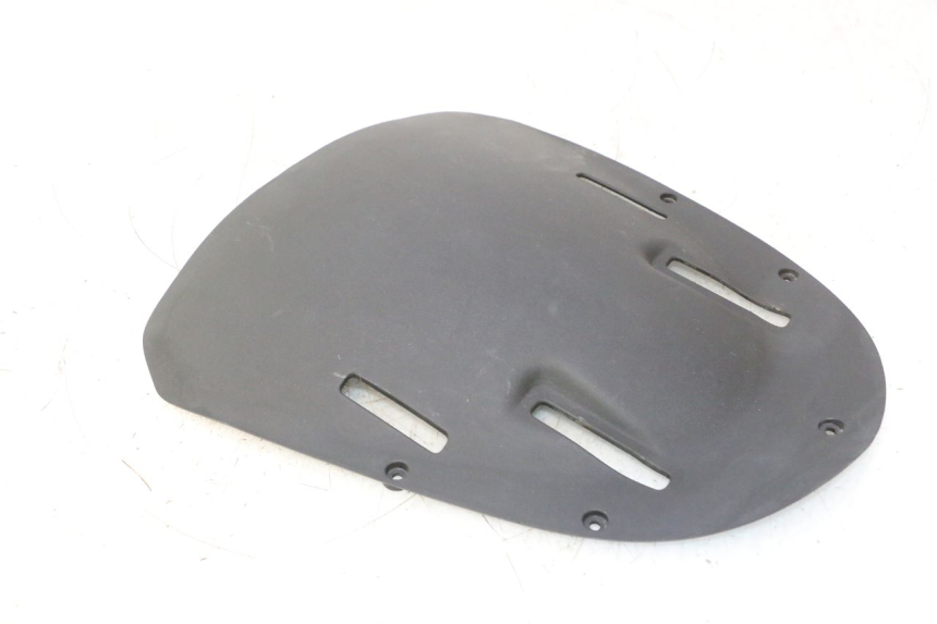 photo de CARENA ANTERIORE INTERNA GILERA GP 800 (2007 - 2013) - Dettaglio del componente