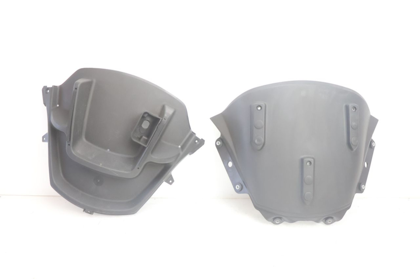 photo de CARENA ANTERIORE INTERNA PIAGGIO MP3 500 (2011 - 2015) - Vista principale
