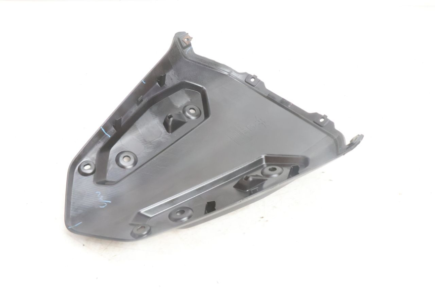 photo de CARENA ANTERIORE INTERNA YAMAHA N-MAX NMAX 125 (2021 - 2024) - Vista d'insieme del prodotto