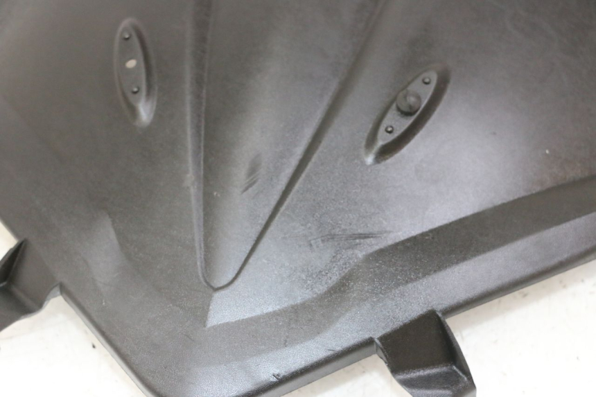 photo de FACCIATA ANTERIORE INTERNA PEUGEOT CITYSTAR 2T 50 (2018 - 2021) - Dettaglio del componente