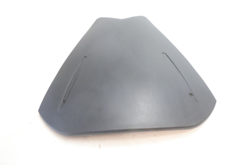 photo de CARENA ANTERIORE INTERNA CAN-AM SPYDER RS 1000 (2008 - 2012) - Primo piano tecnico