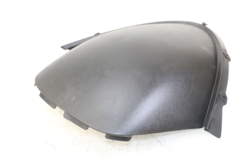 photo de FACCIATA ANTERIORE INTERNA SUZUKI UH BURGMAN 125 (2002 - 2006) - Primo piano tecnico